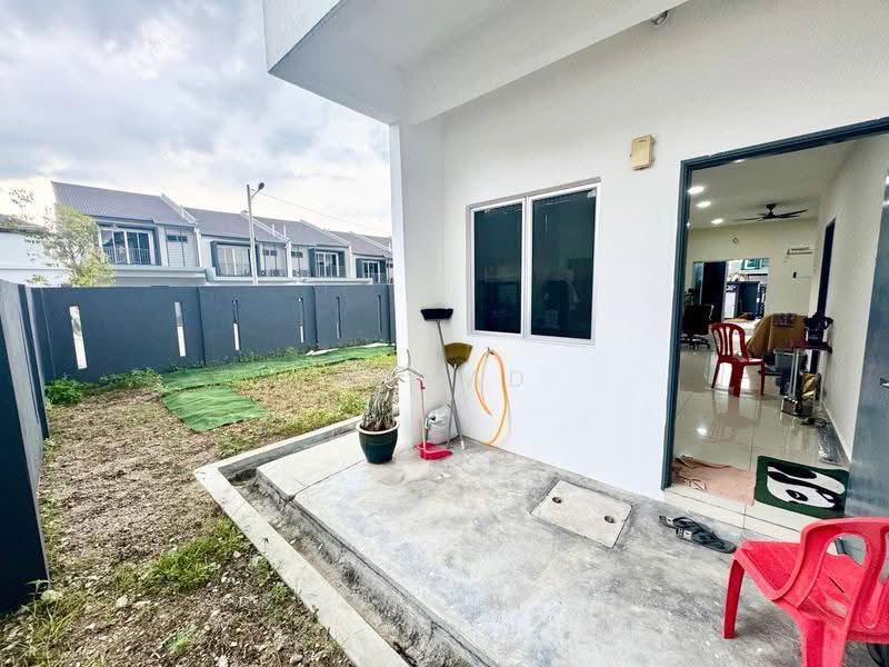 2-storey Terraced House for Sale in Taman Vista Mutiara (Bandar Sungai Long) - Ahmad Muslim - Exterior - PropertyGuru.com.my