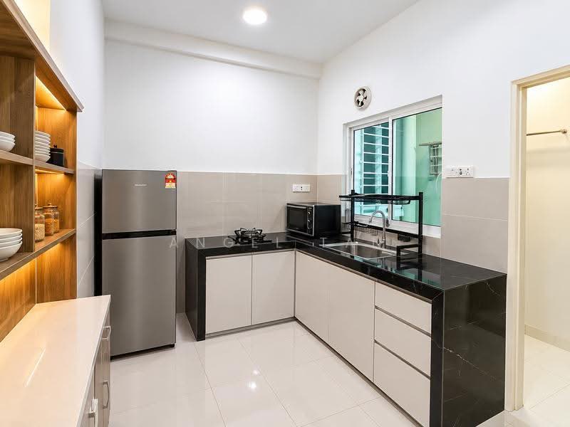 Condominium for Rent at La Thea Residences - Angel Tan - Kitchen - PropertyGuru.com.my