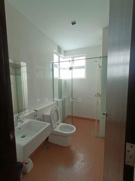 Bungalow House for Sale in Horizon Hills (Iskandar Puteri (Nusajaya)) - Arshad . - Bathroom - PropertyGuru.com.my