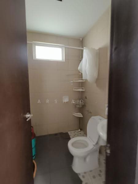 Bungalow House for Sale in Horizon Hills (Iskandar Puteri (Nusajaya)) - Arshad . - Bathroom - PropertyGuru.com.my