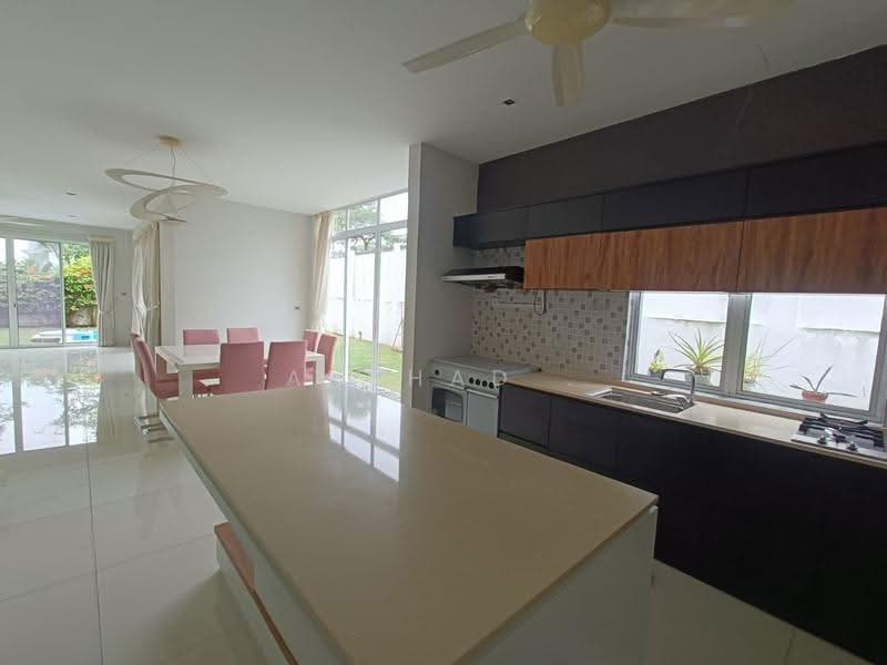 Bungalow House for Sale in Horizon Hills (Iskandar Puteri (Nusajaya)) - Arshad . - Kitchen - PropertyGuru.com.my