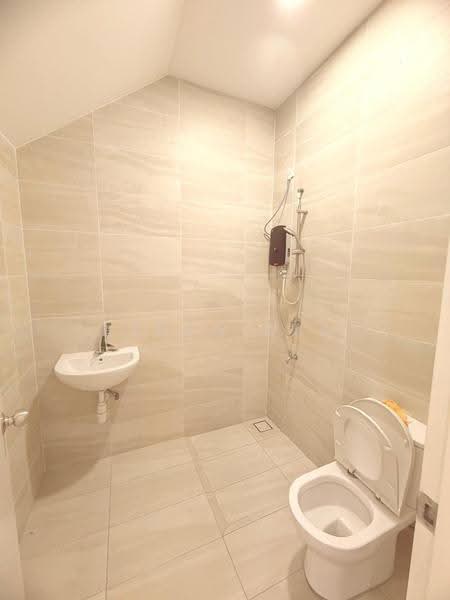 2-storey Terraced House for Rent in Austin (Johor Bahru) - Ethan Gan - Bathroom - PropertyGuru.com.my