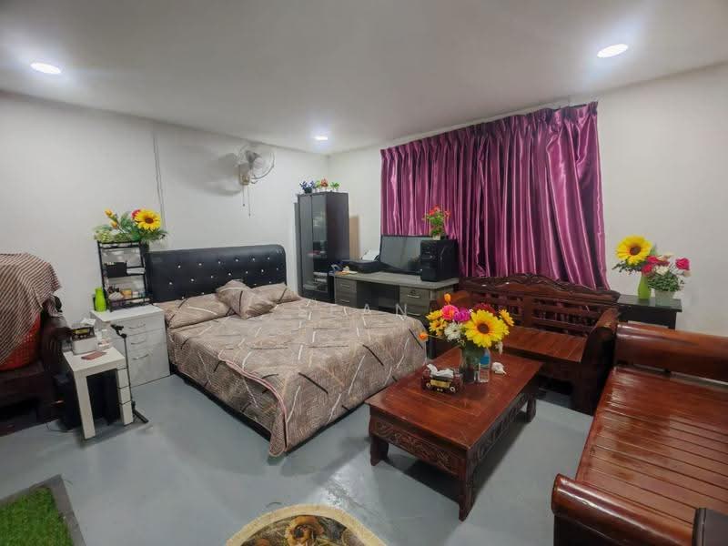 Rumah Teres 2-Tingkat untuk Dijual di Taman Johor Jaya (Johor Bahru) - Sean Yeoh - Bedroom - PropertyGuru.com.my