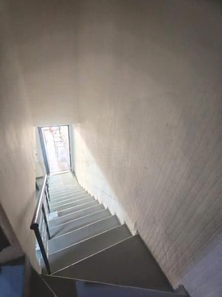 Rumah Teres 2-Tingkat untuk Dijual di Taman Johor Jaya (Johor Bahru) - Sean Yeoh - Corridor - PropertyGuru.com.my