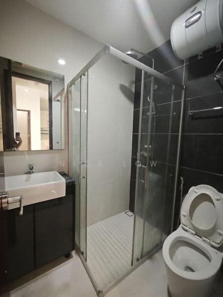 Condominium for Rent at Amberside @ Country Garden Danga Bay - Nick Low - Bathroom - PropertyGuru.com.my