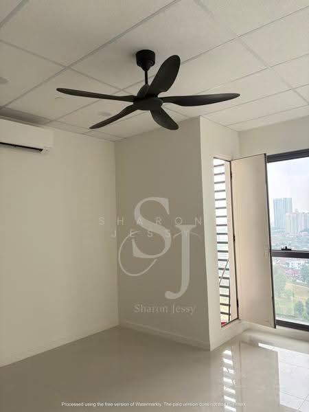 Shop / Office untuk Disewa di Kota Damansara (Selangor) - Sharon Jessy - Interior - PropertyGuru.com.my