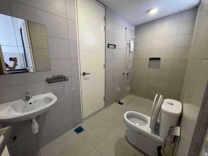 Service Residence for Rent at Woodsbury Suites - Jane Ng - Bathroom - PropertyGuru.com.my