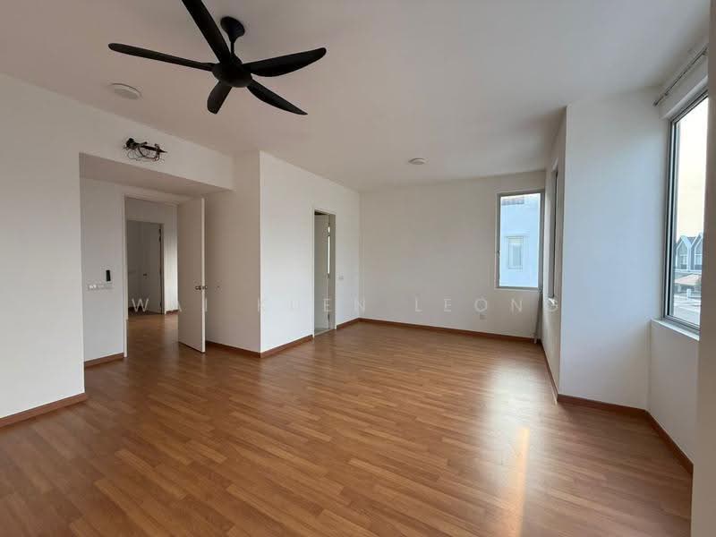 Rumah Teres 2-Tingkat untuk Disewa di Beranang (Selangor) - Wai Kuen Leong - Living Room - PropertyGuru.com.my