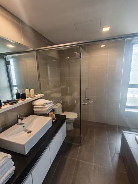 Condominium for Rent at Iskandar Residences - Muslieg . - Bathroom - PropertyGuru.com.my