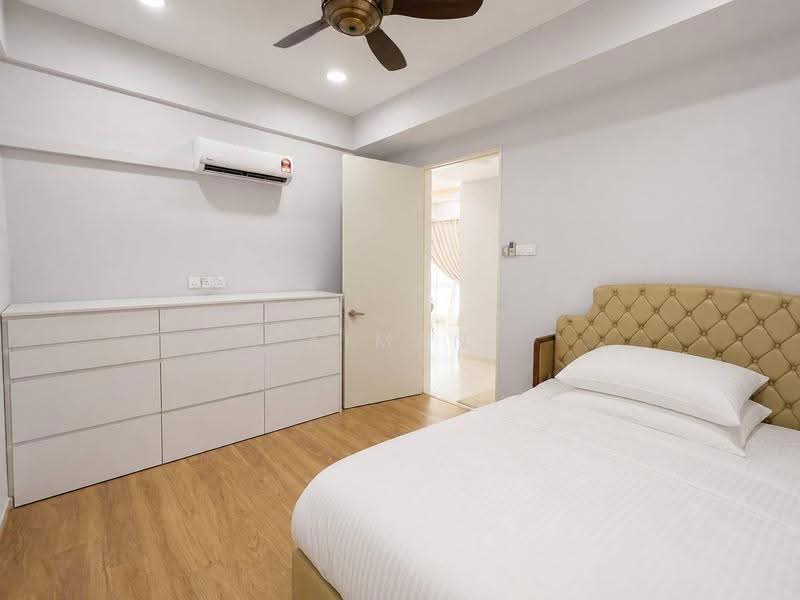 Condominium for Sale at Lake Point Residence - AIMAN ZUHDI - Bedroom - PropertyGuru.com.my