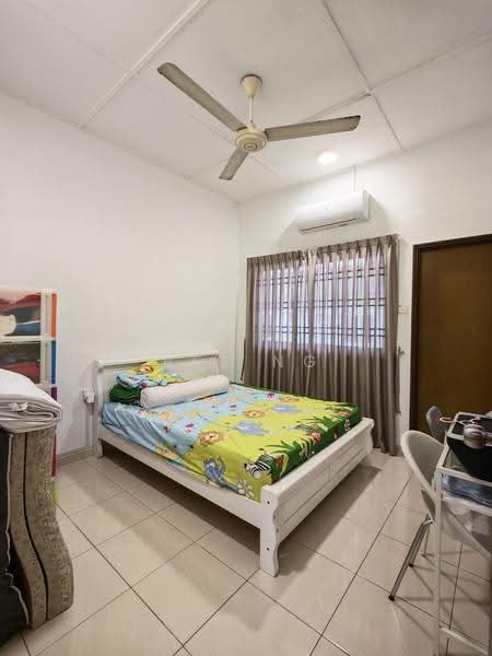 2-storey Terraced House for Sale in Taman Indahpura (Kulai) - Bee Ng - Bedroom - PropertyGuru.com.my