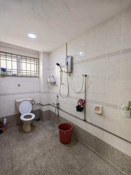 2-storey Terraced House for Sale in Taman Indahpura (Kulai) - Bee Ng - Bathroom - PropertyGuru.com.my