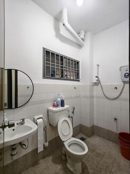 2-storey Terraced House for Sale in Taman Indahpura (Kulai) - Bee Ng - Bathroom - PropertyGuru.com.my