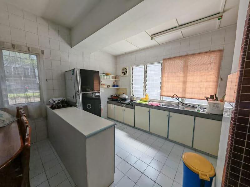 2-storey Terraced House for Sale in Ampang Jaya (Ampang) - Bobby Lee - Kitchen - PropertyGuru.com.my