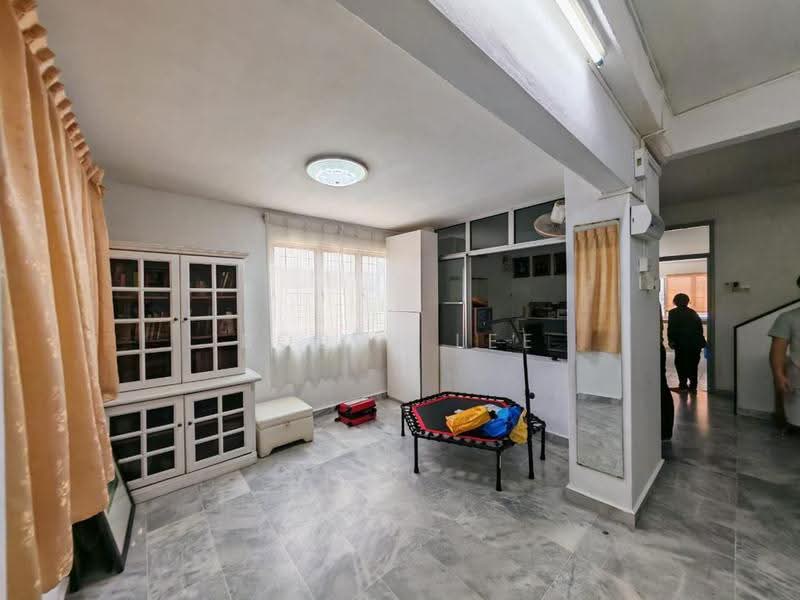 2-storey Terraced House for Sale in Ampang Jaya (Ampang) - Bobby Lee - Living Room - PropertyGuru.com.my