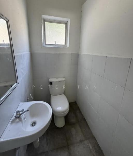 Shop for Rent in Taman Damai Mewah (Kajang) - Peter Tan - Bathroom - PropertyGuru.com.my