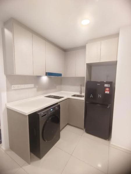 Kediaman Servis untuk Disewa di Residensi Estetik 8 (Est8) - Hannah Han - Kitchen - PropertyGuru.com.my