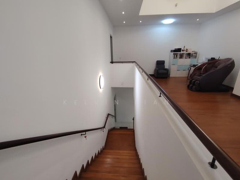 2-storey Terraced House for Sale in Elmina (Shah Alam) - Kelvin Lian - Staircase - PropertyGuru.com.my