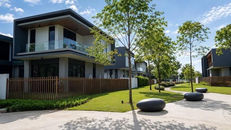 Bungalow House for Sale in Telok Panglima Garang (Selangor) - AIMAN ZUHDI - PropertyGuru.com.my
