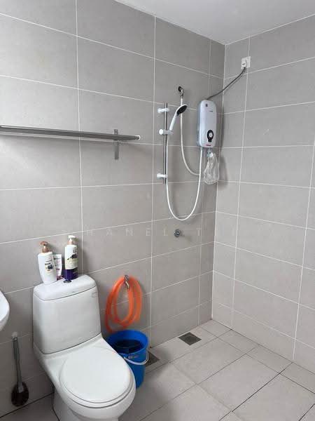 Rumah Teres 2-Tingkat untuk Disewa di Bandar Seri Impian (Kluang) - Shanel Tee - Bathroom - PropertyGuru.com.my
