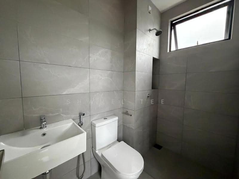 Rumah Teres 2-Tingkat untuk Dijual di Kluang (Johor) - Shanel Tee - Bathroom - PropertyGuru.com.my