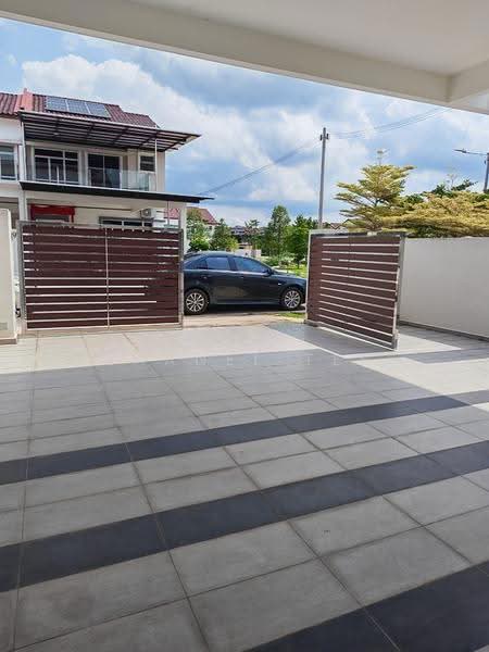 Rumah Teres 2-Tingkat untuk Dijual di Taman Kluang Perdana (Kluang) - Shanel Tee - Exterior - PropertyGuru.com.my