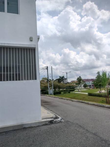 Rumah Teres 2-Tingkat untuk Dijual di Taman Kluang Perdana (Kluang) - Shanel Tee - Exterior - PropertyGuru.com.my