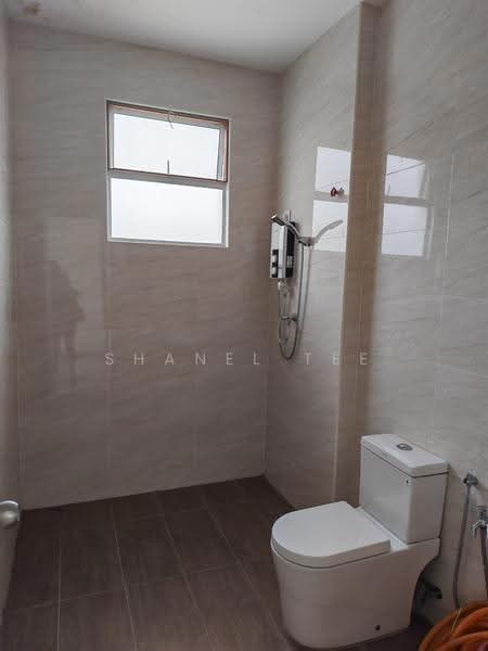 Rumah Teres 2-Tingkat untuk Dijual di Taman Kluang Perdana (Kluang) - Shanel Tee - Bathroom - PropertyGuru.com.my