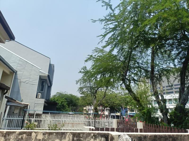 2-storey Terraced House for Sale in Damansara Jaya (Petaling Jaya) - Alicia Lee - PropertyGuru.com.my
