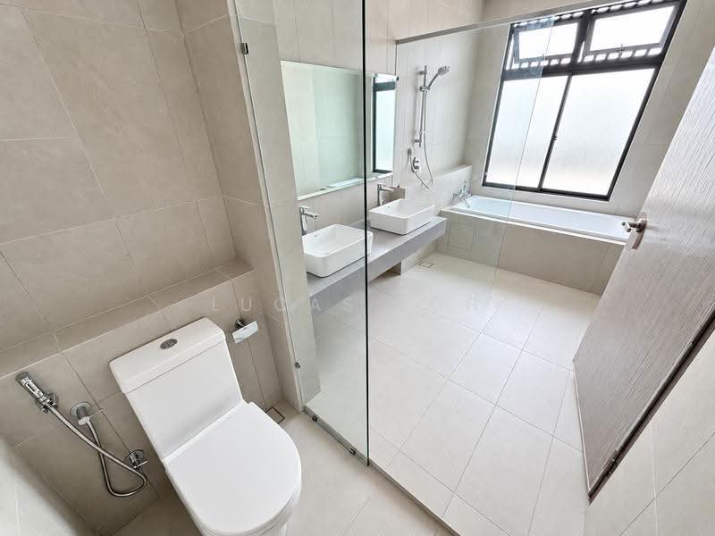 Semi-Detached House for Sale in Elmina (Shah Alam) - Lucas Loh - Bathroom - PropertyGuru.com.my
