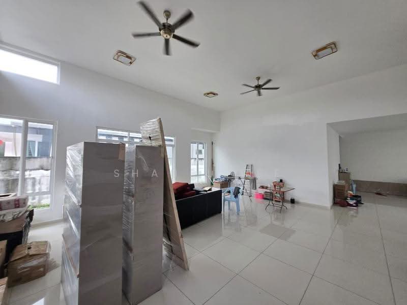 Bungalow House untuk Dijual di Bandar Seri Impian (Kluang) - Shanel Tee - Living Room - PropertyGuru.com.my