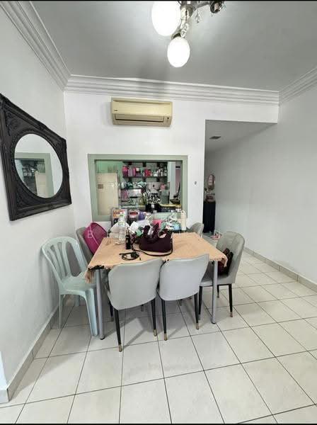 Condominium for Rent at Puncak Banyan - Bee Chin Ng - Dining Room - PropertyGuru.com.my