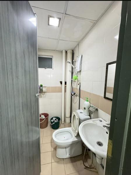 Condominium for Rent at Puncak Banyan - Bee Chin Ng - Bathroom - PropertyGuru.com.my
