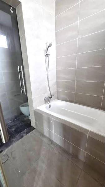 Semi-Detached House for Sale in Eco Botanic (Iskandar Puteri (Nusajaya)) - Alicia Fong - Bathroom - PropertyGuru.com.my