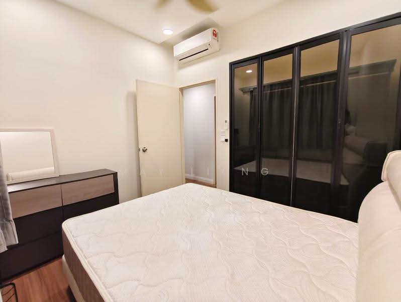 Kediaman Servis untuk Dijual di M Vertica - May Liong - Bedroom - PropertyGuru.com.my