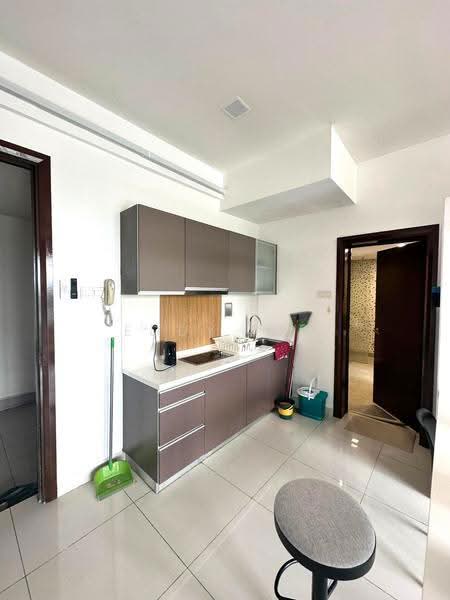Service Residence for Rent at Regalia Residence - Eddy Lee - Kitchen - PropertyGuru.com.my