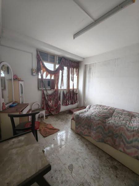 Rumah Flat untuk Dijual di Flat Pakatan Bercham - Mandy Phang - Bedroom - PropertyGuru.com.my