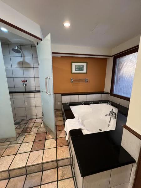 Kondominium untuk Dijual di Lexis Port Dickson - Raiden Soon - Bathroom - PropertyGuru.com.my
