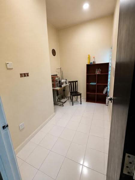 Semi-Detached House for Rent in Hijauan Valdor (Sungai Jawi) - Janes Lee - Study - PropertyGuru.com.my