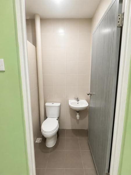 Semi-Detached House for Rent in Hijauan Valdor (Sungai Jawi) - Janes Lee - Bathroom - PropertyGuru.com.my