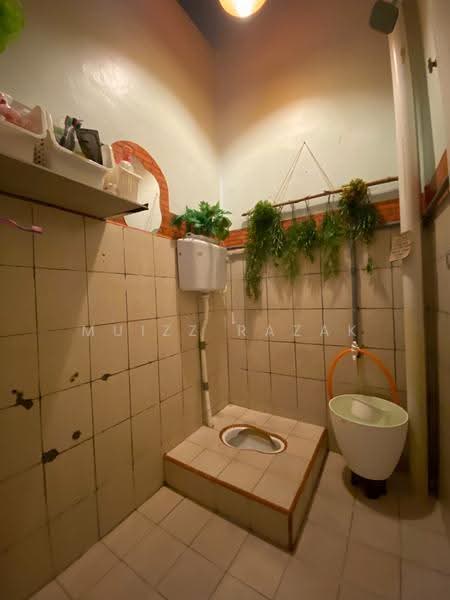 Rumah Teres untuk Dijual di Klang (Selangor) - Muizz Razak - Bathroom - PropertyGuru.com.my