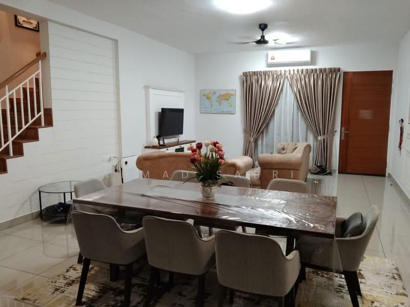 Rumah Teres 2-Tingkat untuk Disewa di Sepang (Selangor) - Ahmad Sabri - Living Room - PropertyGuru.com.my