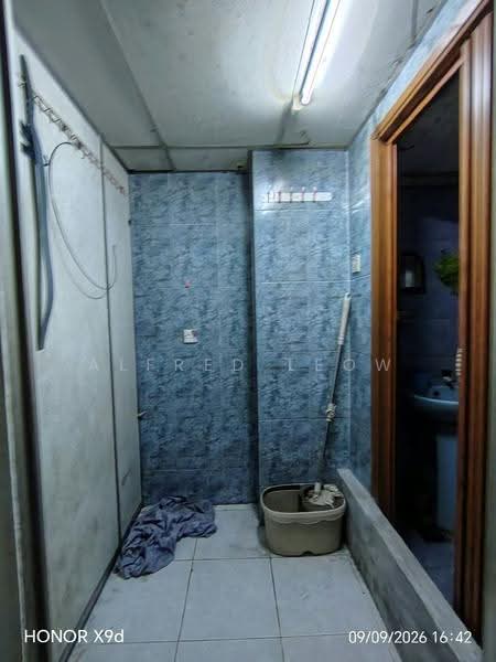 Kedai untuk Disewa di Taman Pandan Mewah (Ampang) - Alfred Leow - Bathroom - PropertyGuru.com.my