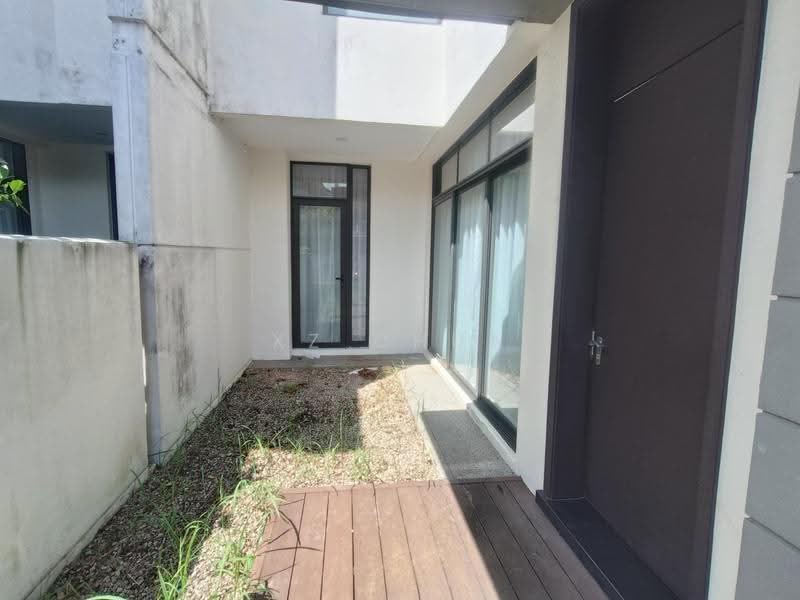 Rumah Teres untuk Dijual di Medini (Iskandar Puteri (Nusajaya)) - XZ CHUA - Exterior - PropertyGuru.com.my