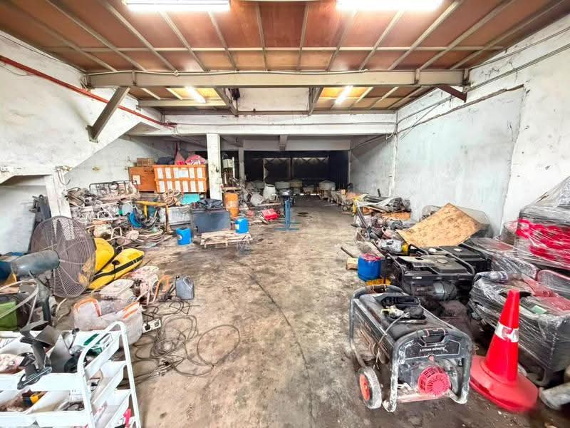 Warehouse for Rent in Bandar Selesa Jaya (Skudai) - Kimi Kiu - Interior - PropertyGuru.com.my