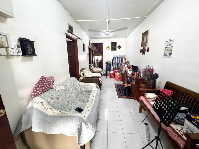 Rumah Teres 1-Tingkat untuk Dijual di Cheras (Selangor) - Ahmad Muslim - Living Room - PropertyGuru.com.my