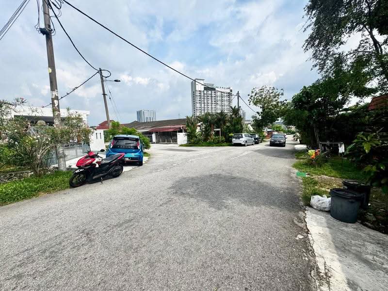 Rumah Teres 1-Tingkat untuk Dijual di Cheras (Selangor) - Ahmad Muslim - Exterior - PropertyGuru.com.my
