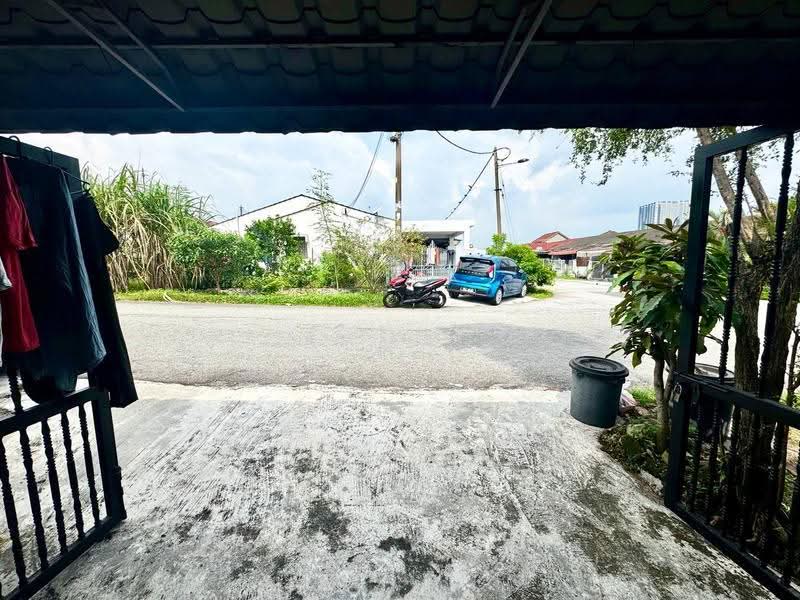 Rumah Teres 1-Tingkat untuk Dijual di Cheras (Selangor) - Ahmad Muslim - Exterior - PropertyGuru.com.my