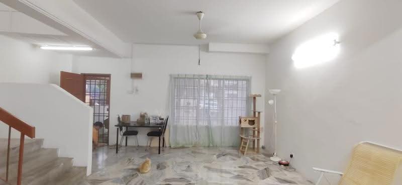 2-storey Terraced House for Sale in Bandar Mahkota Cheras (Cheras) - Vince Lim - Living Room - PropertyGuru.com.my