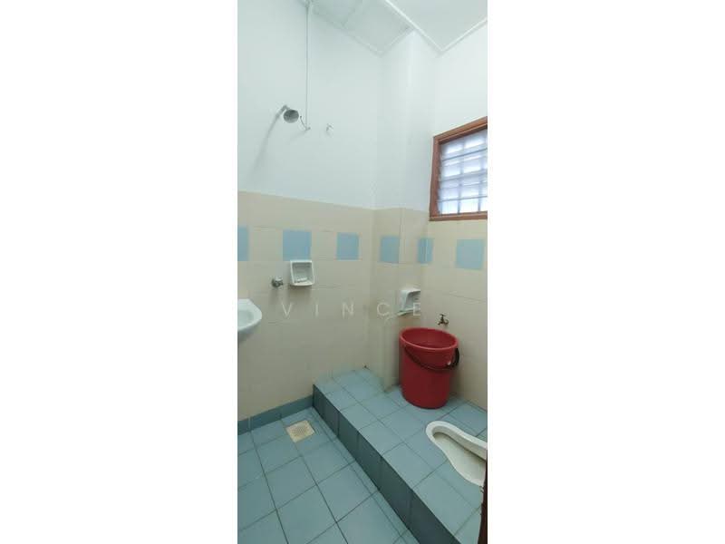 2-storey Terraced House for Sale in Bandar Mahkota Cheras (Cheras) - Vince Lim - Bathroom - PropertyGuru.com.my